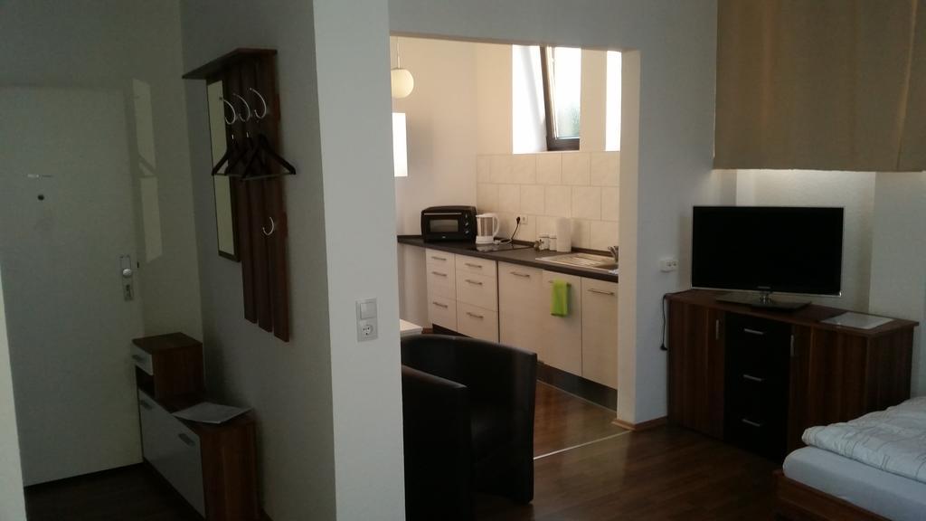 Ferienwohnung Fiwa Fewo-1 Und Fewo-2 Pirmasens Bilik gambar