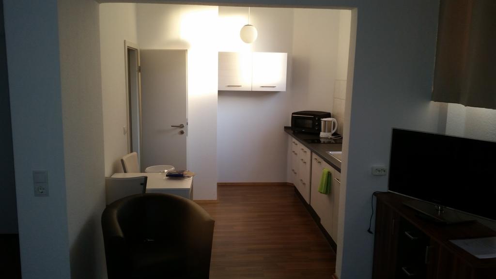 Ferienwohnung Fiwa Fewo-1 Und Fewo-2 Pirmasens Bilik gambar