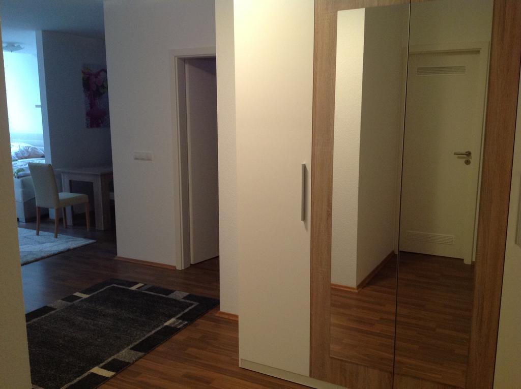 Ferienwohnung Fiwa Fewo-1 Und Fewo-2 Pirmasens Bilik gambar